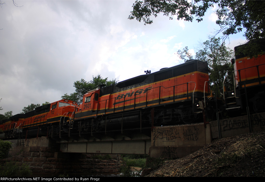 BNSF 2601